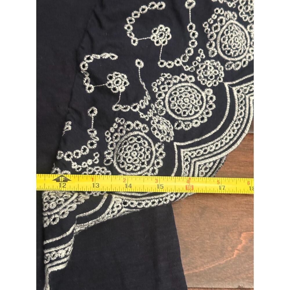 Time And Tru Women's Blouse Navy Floral Short Sleeve 100% Cotton Medium Shirt - Picture 8 of 8
